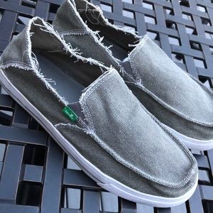 Sanuk slip on casual shoes size 10